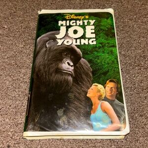 ~6/$10 MOVIES VHS/DVDS~ Disneys Mighty Joe Young VHS In Clamshell